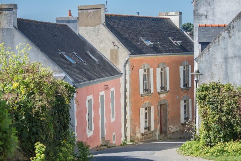 Ce village breton élu « préféré des Français » en 2024 va vous faire oublier la ville