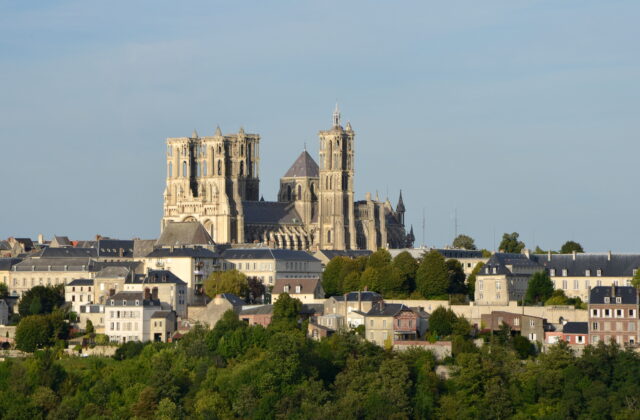 Visiter Laon à pied : les 10 incontournables à voir et à faire